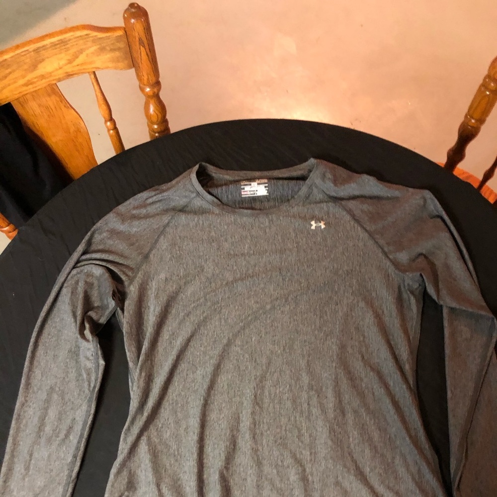 Athletic shirt